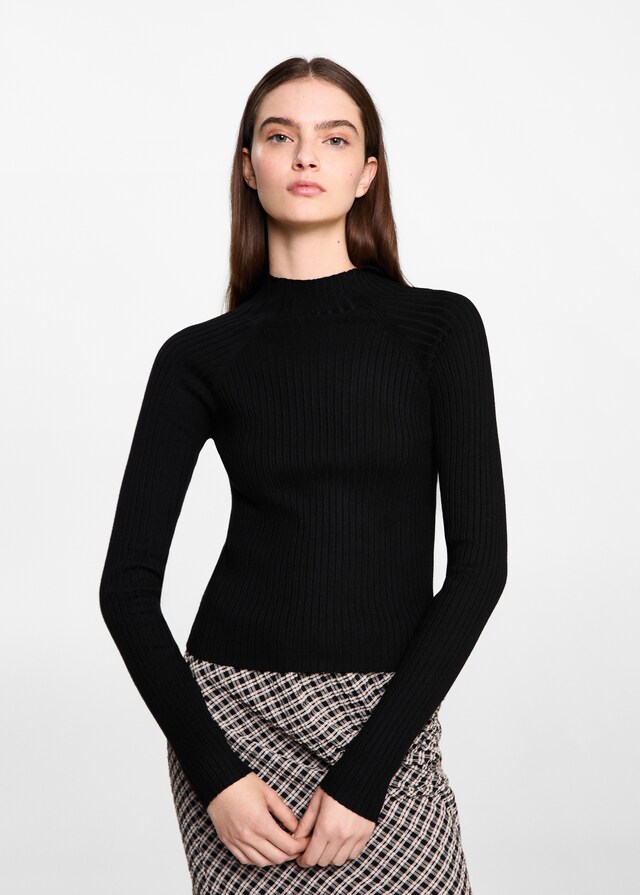 Mango Ripp-Pullover mit Rollkragen Letzter Tag