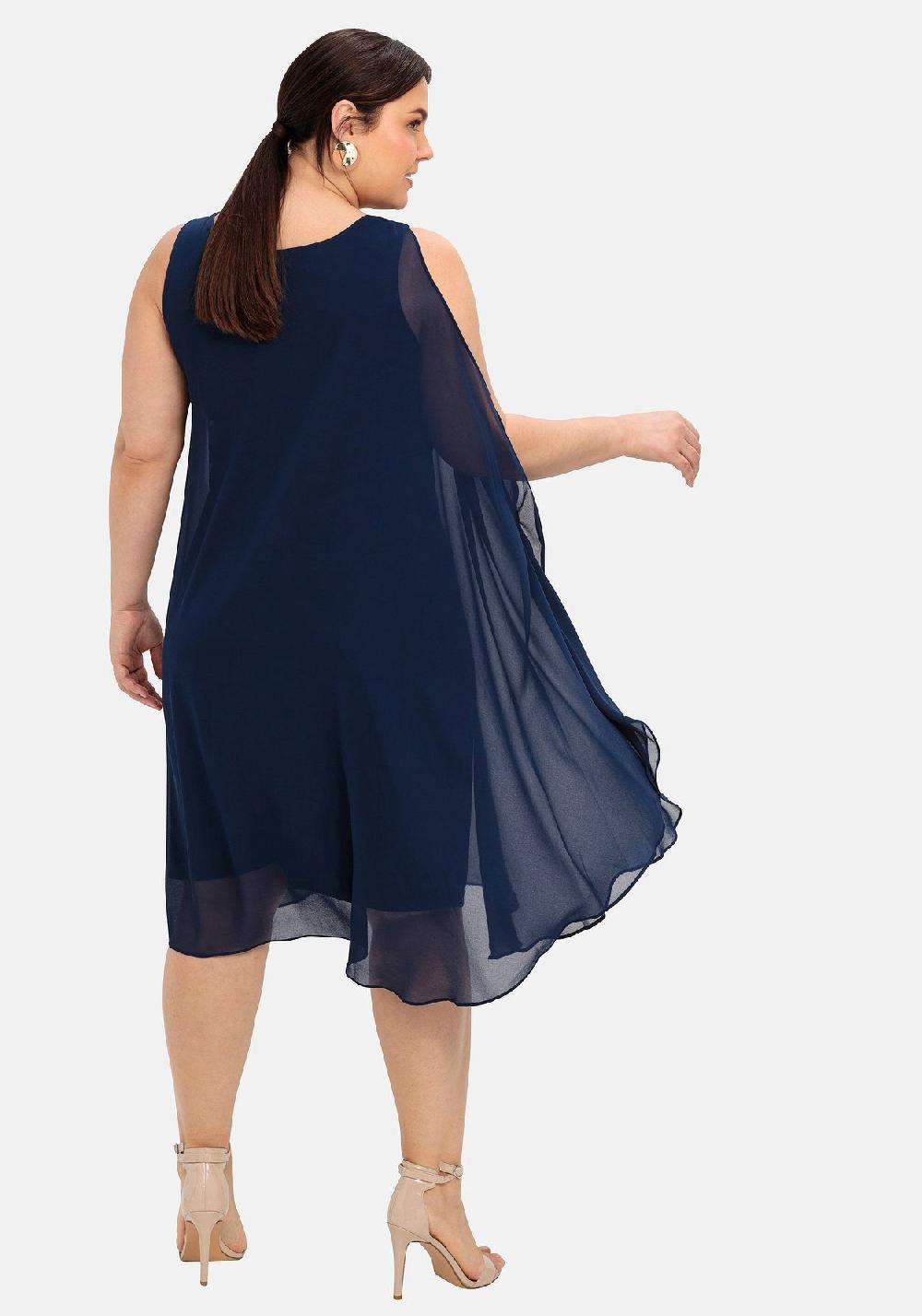 sheego Kleid in figurumspielender Passform Sonderangebote