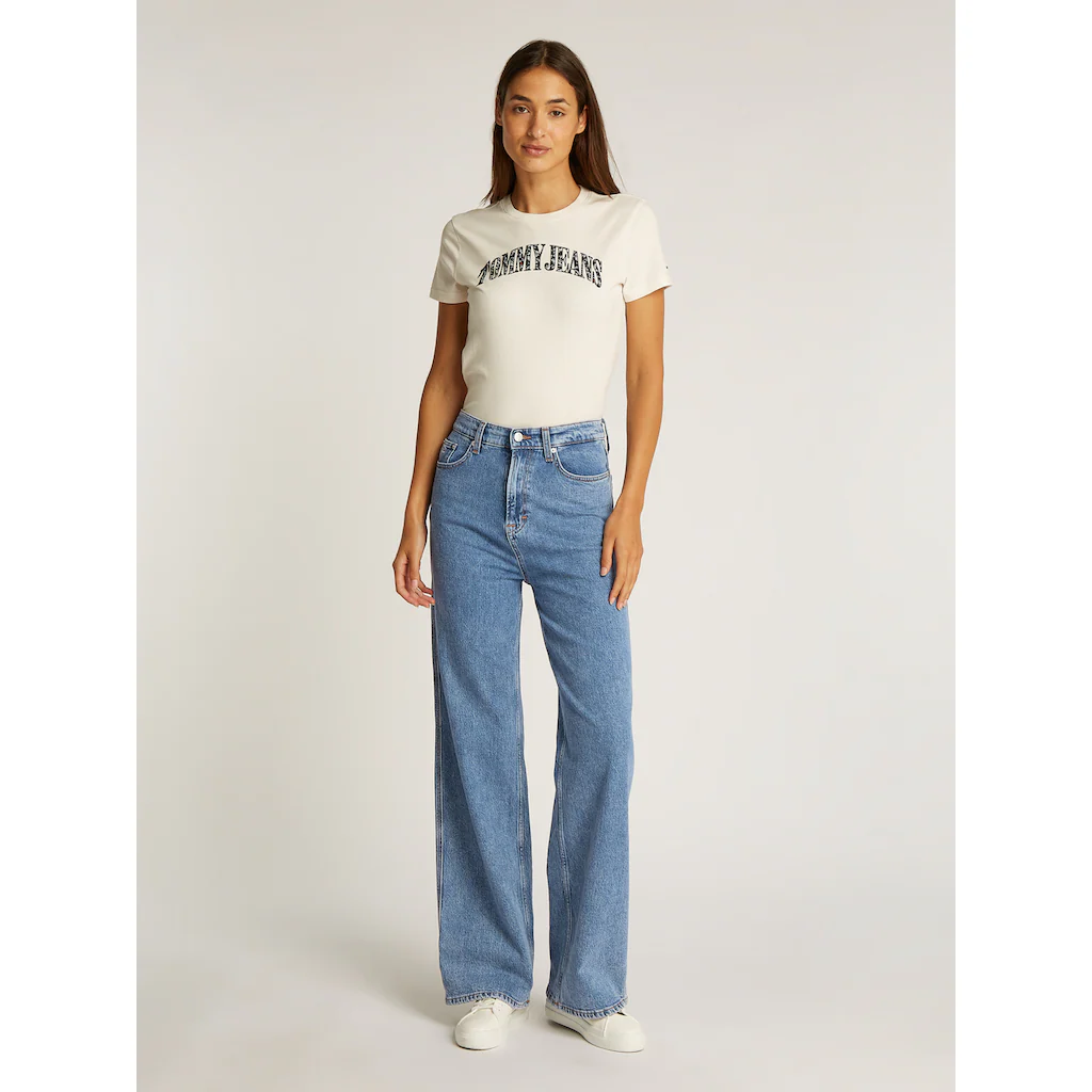 Tommy Jeans Weite Jeans »Claire High Rise« mit Logo-Badge Sonderangebot