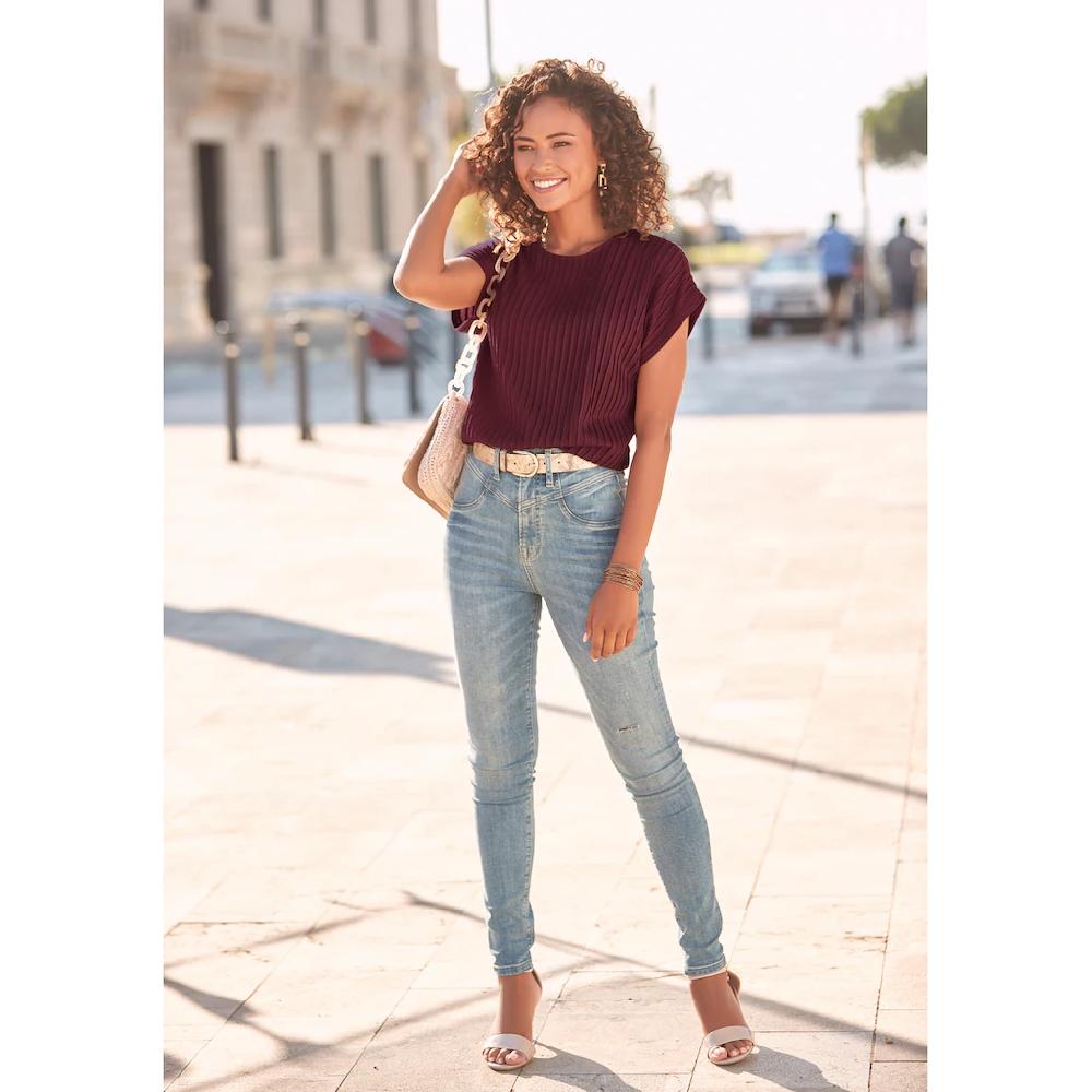 LASCANA Kurzarmshirt mit Biesenstruktur bügelfreies T-Shirt aus moderner Strukturware Letzte 2 Tage