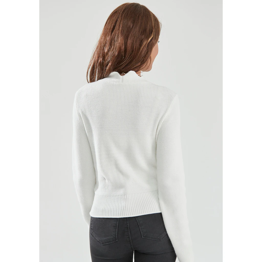LASCANA Strickpullover mit Wellenkante modischer Damenpullover mit besonderem Ausschnitt Große Rabatte