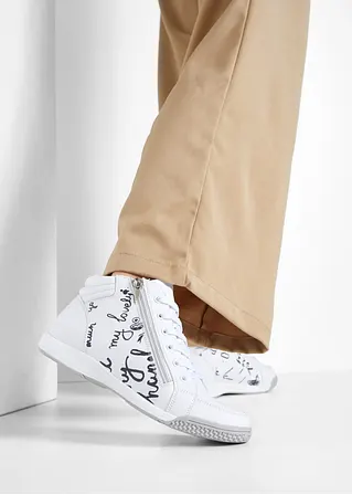 bonprix Winterlicher High top Sneaker mit auffälligen Details - weiß Exklusivangebot