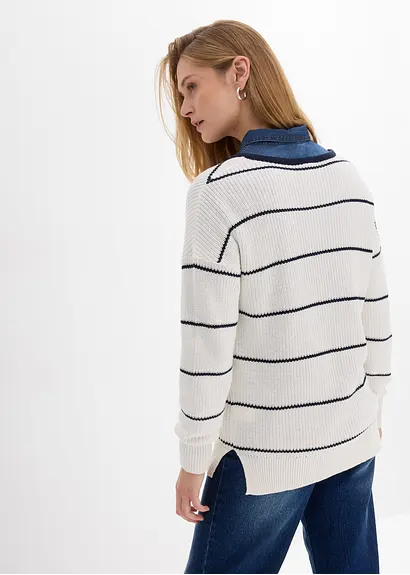 bonprix Pullover mit Allover Streifen-Dessin und V-Ausschnitt - weiß Großer Ausverkauf