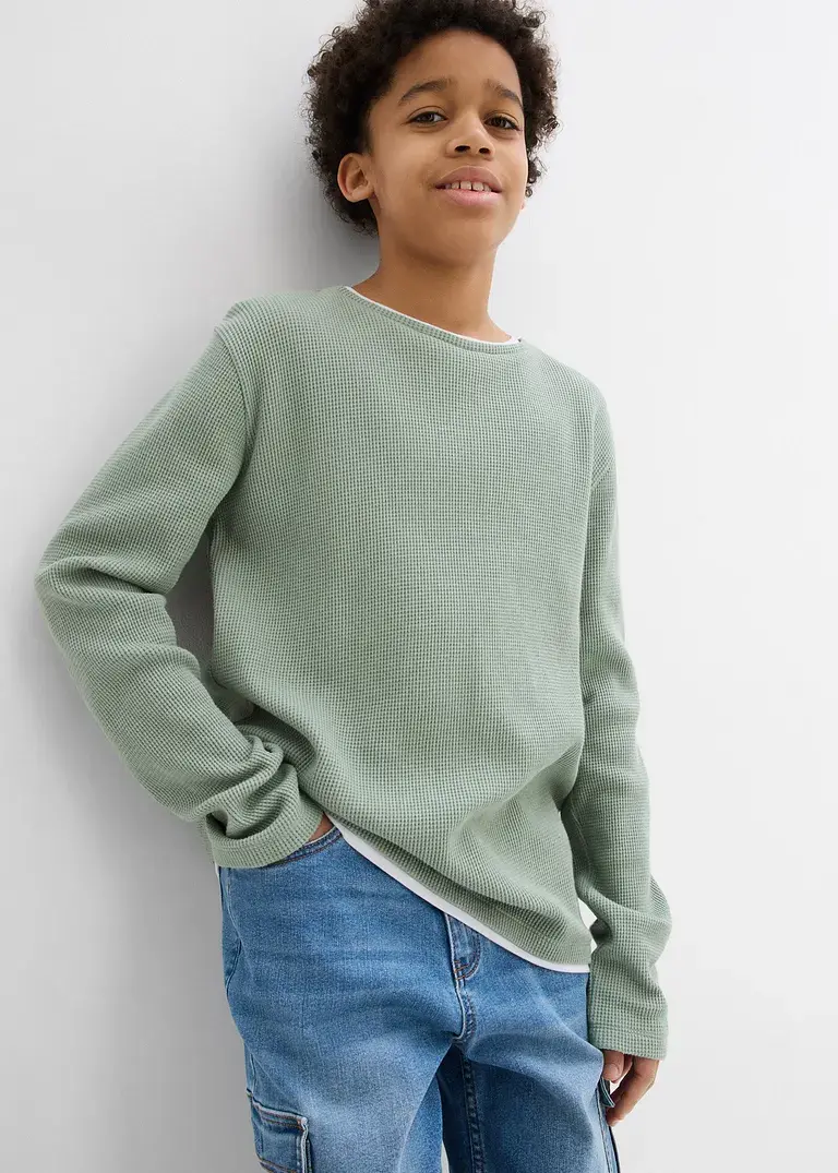 bonprix Schönes Jungen Langarmshirt in 2 in 1 Optik mit Rundhalsausschnitt Begrenztes Angebot