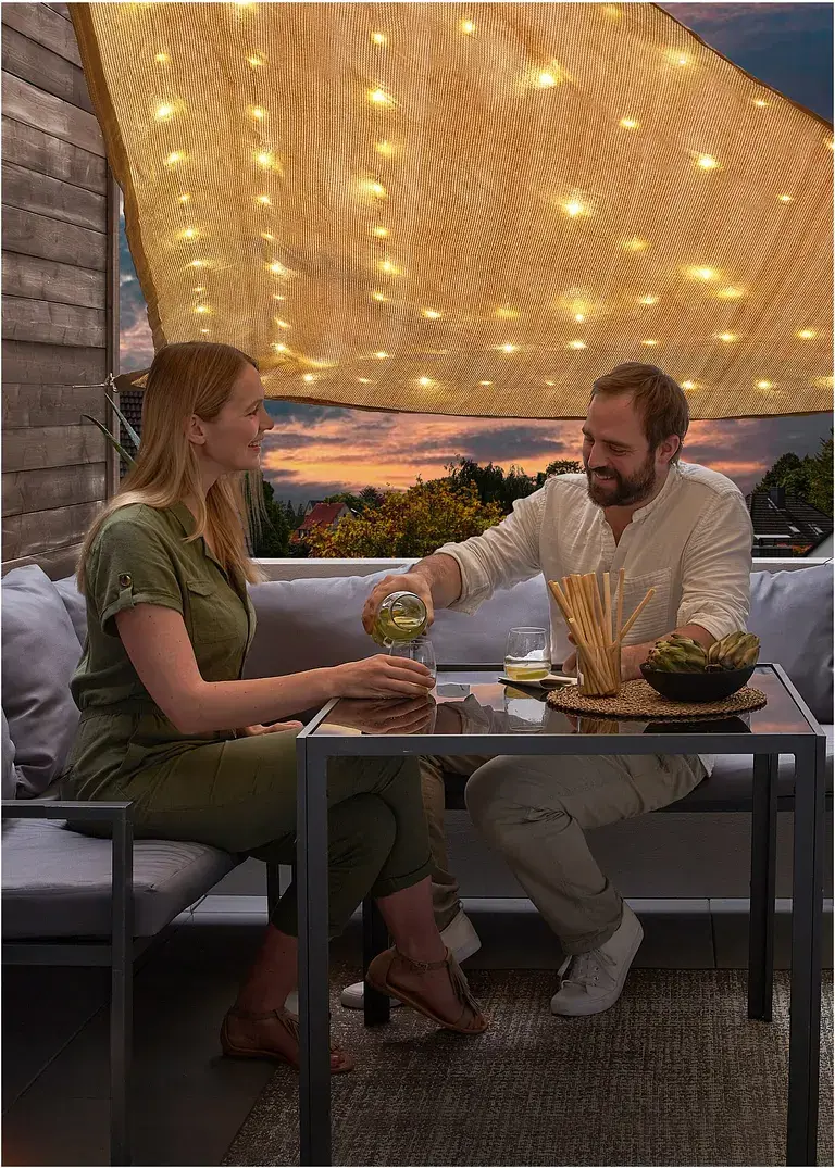 bonprix Idealer Schattenspender mit romantischer Beleuchtung - beige Lagerräumung